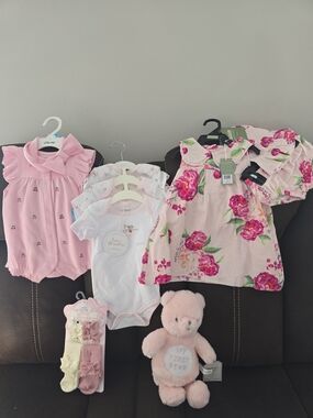 Baby girl bundle 3-6 months